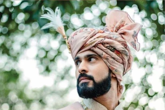 Colorful Safa with Modern Twist